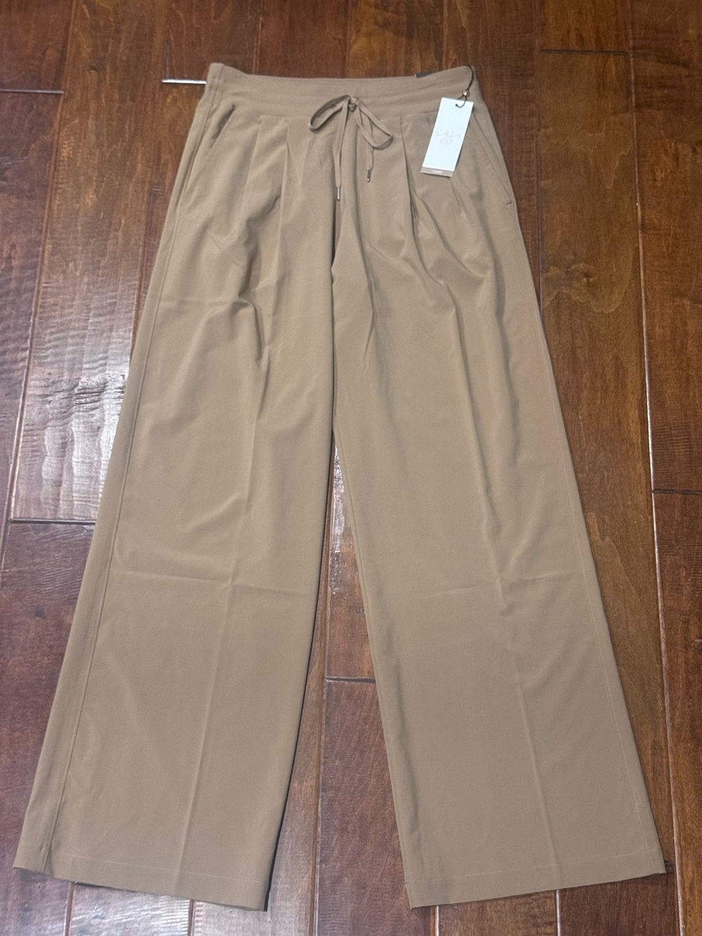 Calia Truelight mid-rise wide-leg trouser in Tan